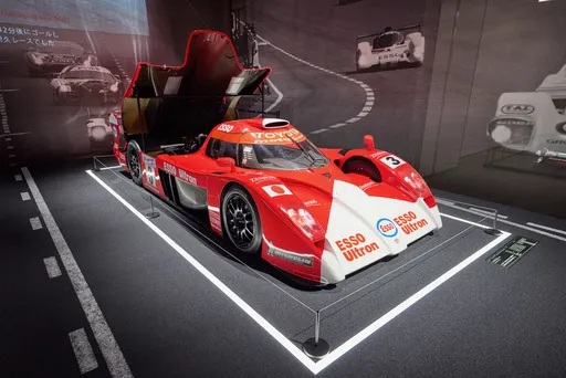 Toyota GT-One